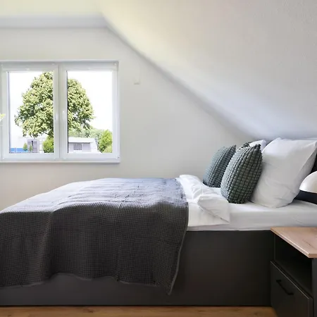 Schoene I Kostenloses Parken I Home2share *